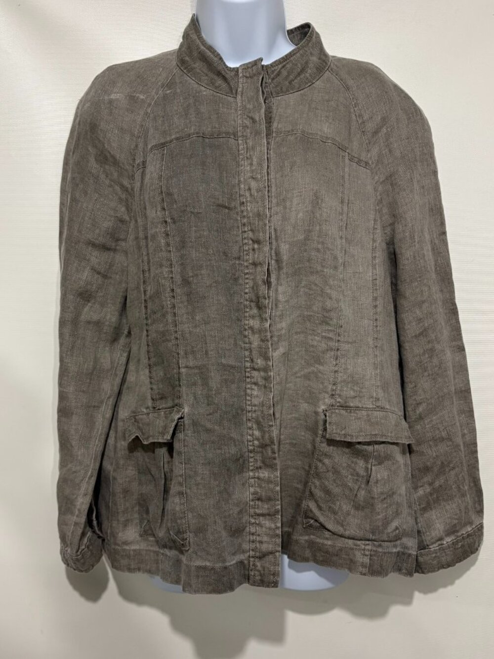 Eileen Fisher PL Gray Textured Rustic Linen Shirt Jacket Pockets